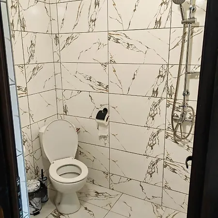 Rimovata Kashta * Leshten