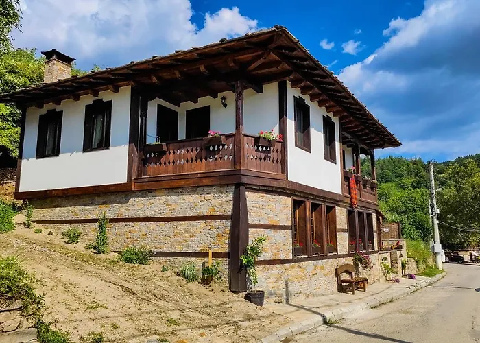 Rimovata Kashta Semesterbostad *