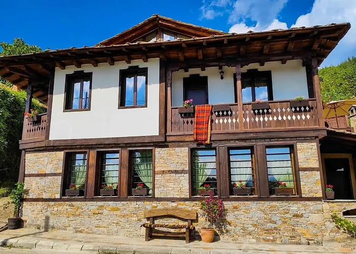 Rimovata Kashta Lesjten