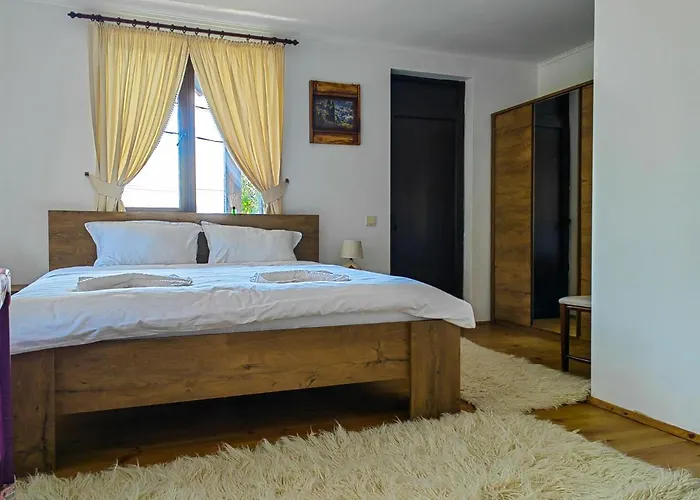 Holiday home Rimovata Kashta Leshten